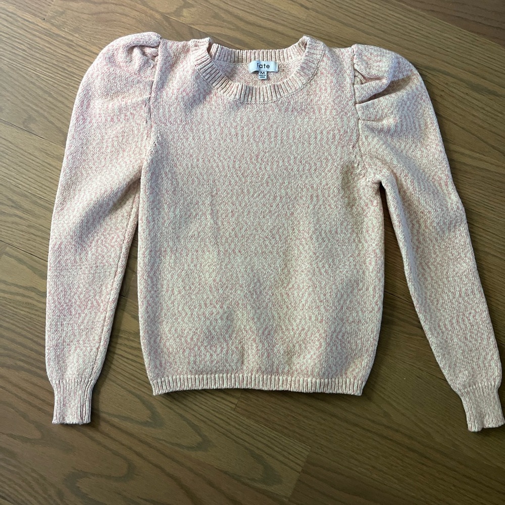 FATE puff sleeve sweater size medium